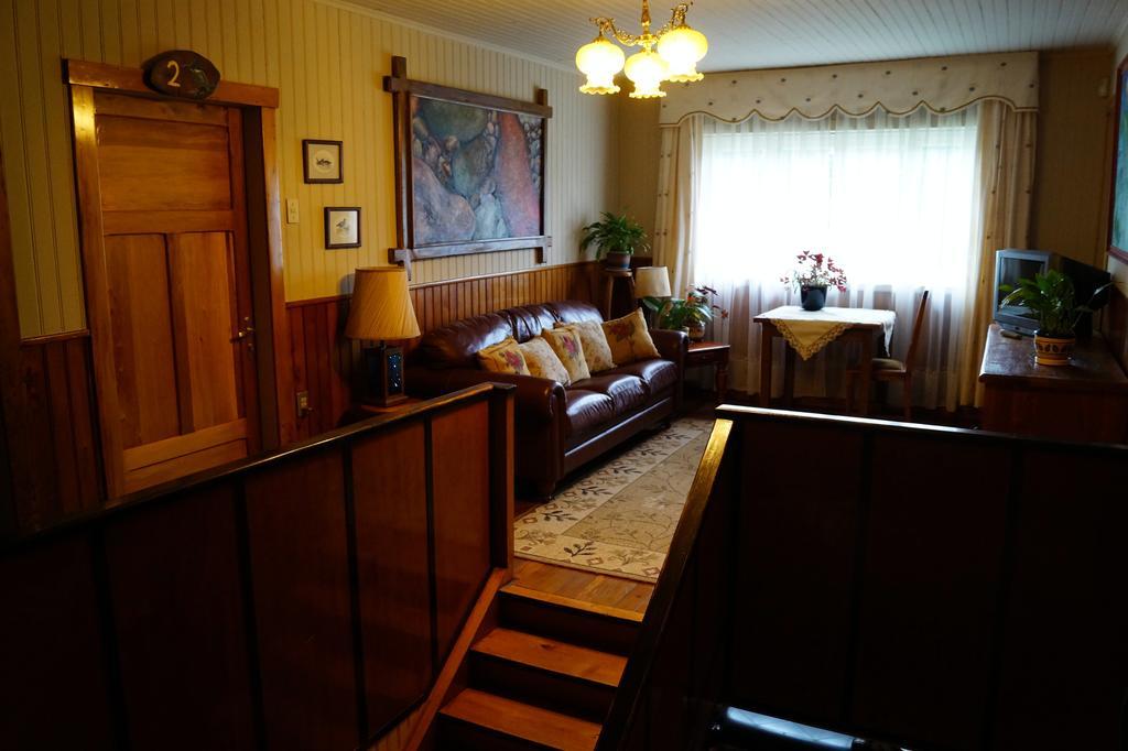 Tradicion Austral Bed & Breakfast Puerto Varas Εξωτερικό φωτογραφία